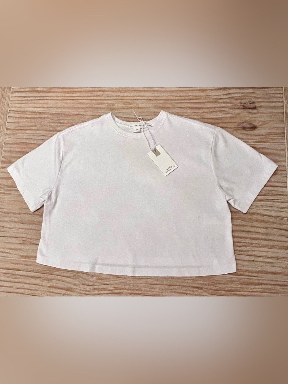 Good American - NWT - Relaxed Crop Tee